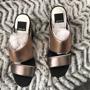 DOLCE VITA  Metallic ROCKO Sandals